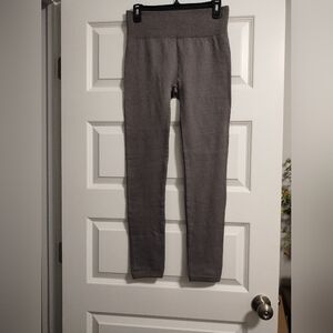 🟢 3/$11 Gray Fleece Knit Leggings